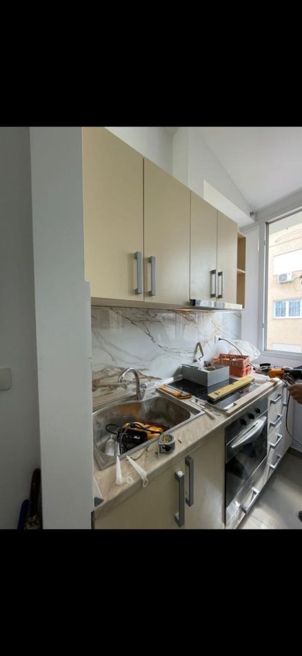 Tirane, jepet me qera apartament 1+1 Kati 6, 60 m² 450 € (Supermarket Aldi, Fondacioni Eleonor)