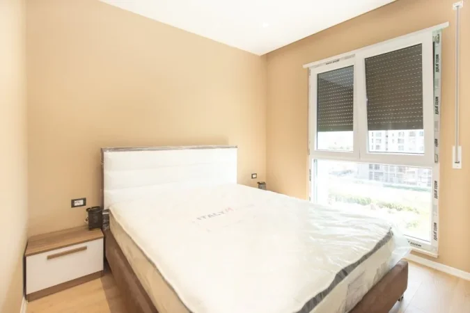 Tirane, jepet me qera 1+1 Kati 6, 57 m² 600 € 