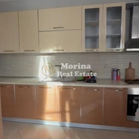 Tirane, jepet me qera apartament 2+1 Kati 5, 105 m² 450 € (Fresku)