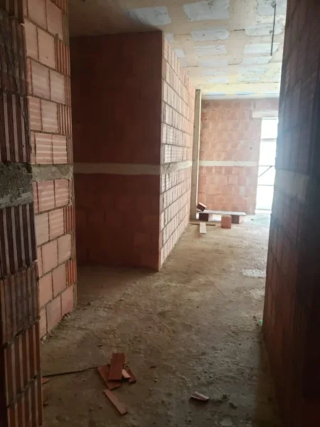 MEIS RESIDENCE Fusha aviacionit shitet 2+1+2wc Kati 5, 102.34 m². 155000 Euro i diskutueshem. Pronari