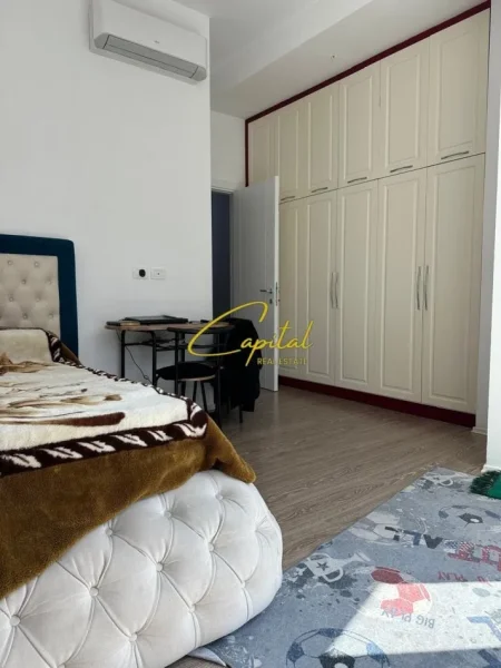 Tirane, shitet apartament 3+1+Ballkon Kati 3, 180 m² 397.000 € (KOMPLEKSI MAGNET)