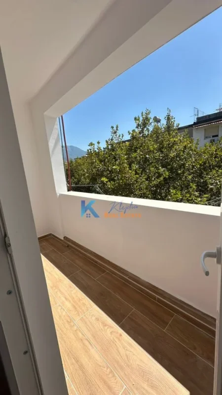Tirane, shes apartament 2+1+Ballkon , 73 m² 129.000 € (Pediatria)