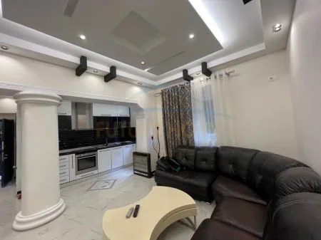 Tirane, jepet me qera apartament 1+1 Kati 0, 75 m² 500 € 