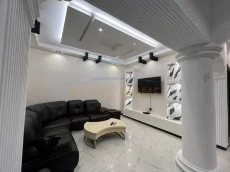 Tirane, jepet me qera apartament 1+1 Kati 0, 75 m² 500 € 