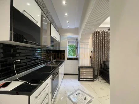 Tirane, jepet me qera apartament 1+1 Kati 0, 75 m² 500 € 