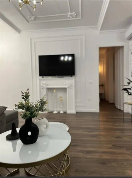 Astir,jepet me qera apartament 1+1+Ballkon Kati 9, 75 m² 500 €