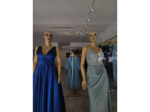 Tirane, shes ambjent biznesi Kati 0, 37 m² 83.000 € (Fresku)