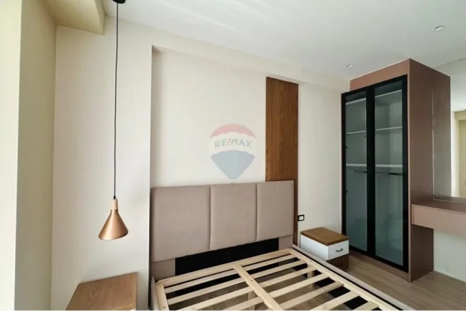 Tirane, shitet apartament 1+1+Ballkon , 55 m² 140.000 € (21 Dhjetori)