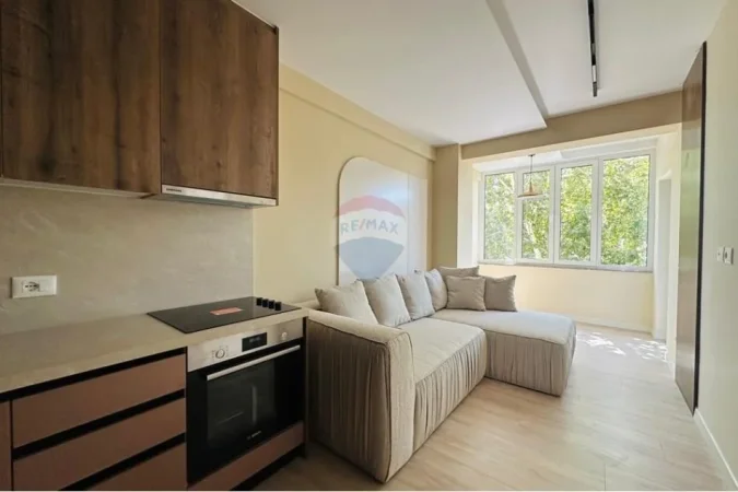 Tirane, shitet apartament 1+1+Ballkon , 55 m² 140.000 € (21 Dhjetori)