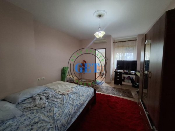 Durres, jepet me qera apartament 2+1+Ballkon Kati 2, 110 m² 500 € (Plazh)