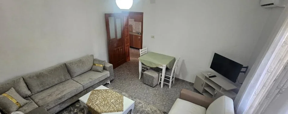 Tirane, jepet me qera apartament 1+1 Kati 1, 62 m² 550 € (RRUGA BABE REXHA)