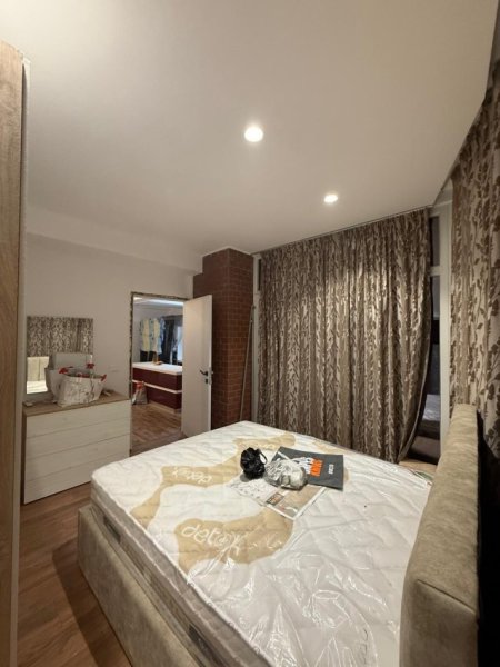 Tirane, jepet me qera apartament 1+1 Kati 7, 60 m² 480 € (Supermarket Aldi , Fondacioni Eleonor)
