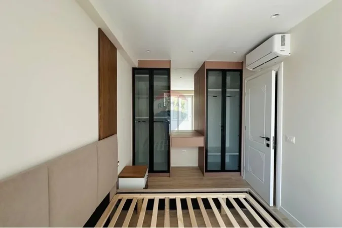 Tirane, shitet apartament 1+1+Ballkon , 55 m² 140.000 € 