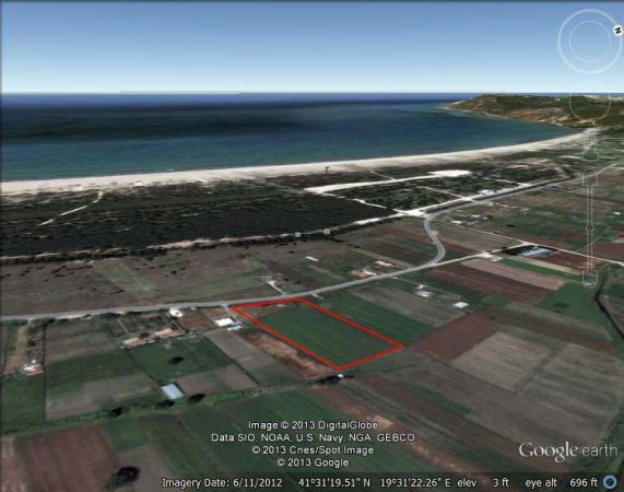 Durres, jepet me qera toke ne bregdet , 10.000 m² (10.000m2 per NDERTIM ose qera,Gjiri lalzit(lalzy bay))