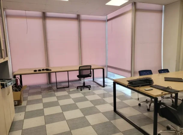 Tirane, jepet me qera zyre Kati 2, 186 m² 1.200 € (Te ish Ekspozita)