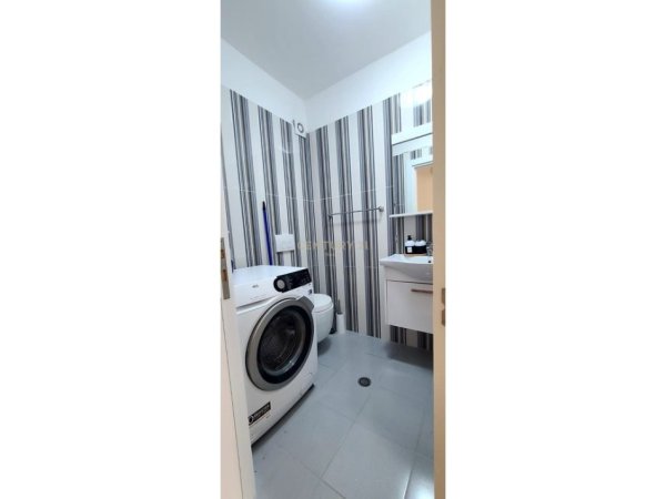 Tirane, jepet me qera apartament duplex 2+1+Aneks+Ballkon Kati 1, 90 m² 700 € (Rezidenca Kodra e Diellit 2)