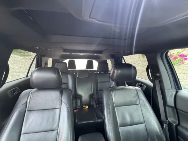 Tirane, shes SUV | Xhip Ford XLT Explorer Benzine+Gaz, blu e errët automatik Klima 220.000 km 6 500 €