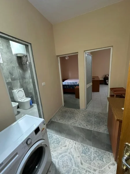 Tirane, jepet me qera apartament 1+1 Kati 2, 70 m² 500 € (Rruga e Durresit (VR005))
