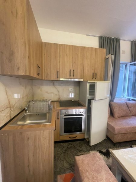 Tirane, jepet me qera shtepi 2+1 Kati 2, 90 m² 450 € (Don Bosko prane Vodafonit)