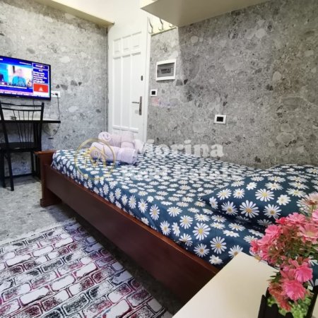 Tirane, jepet me qera apartament Kati 2, 38 m² 450 € (5 Maji)