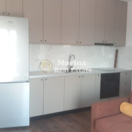 Tirane, jepet me qera apartament 1+1 Kati 3, 65 m² 400 € (Ali Demi)