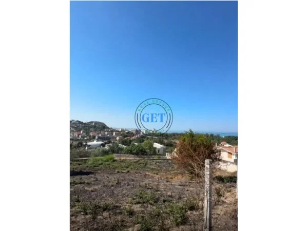 Durres, shitet toke , 1.300 m²