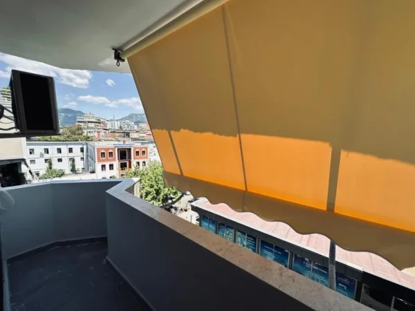 Tirane, shitet apartament 2+1 Kati 5, 107 m² 268.000 € 