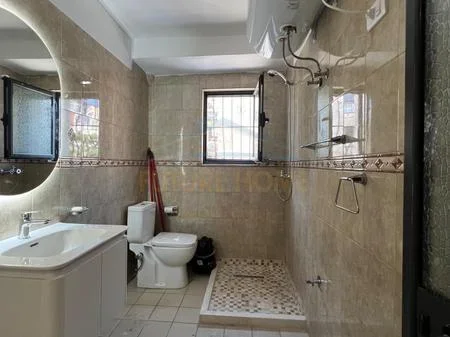 Tirane, shitet apartament 2+1 Kati 2, 71 m² 14.700.000 € 