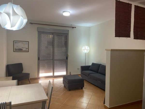 Tirane, shes apartament 1+1 Kati 3, 65 m² 150.000 € (Rr. e Elbasanit)