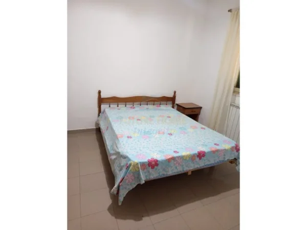 Tirane, jepet me qera apartament 3+1 Kati 1, 126 m² 500 € (Ish Tregu Elektrik, Rruga Mihal Grameno)