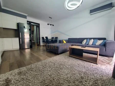 Tirane, jepet me qera apartament 2+1 Kati 4, 104 m² 450 € 