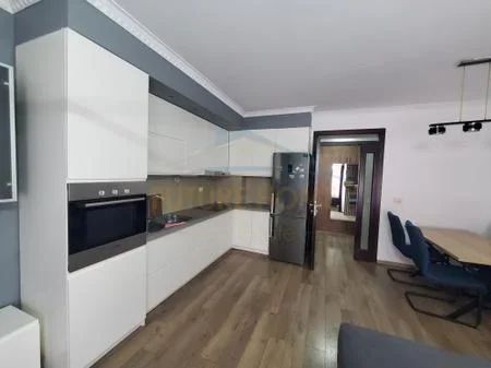 Tirane, jepet me qera apartament 2+1 Kati 4, 104 m² 450 € 