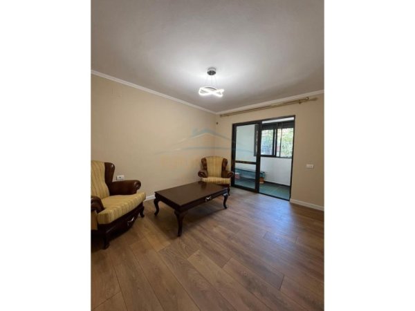APARTAMENT 2+1 PER SHITJE TEK OXHAKU