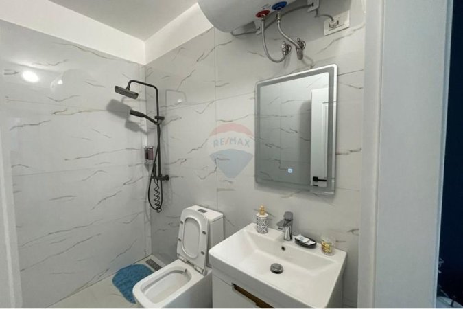 Tirane, jepet me qera apartament 1+1+Ballkon , 44 m² 650 € 