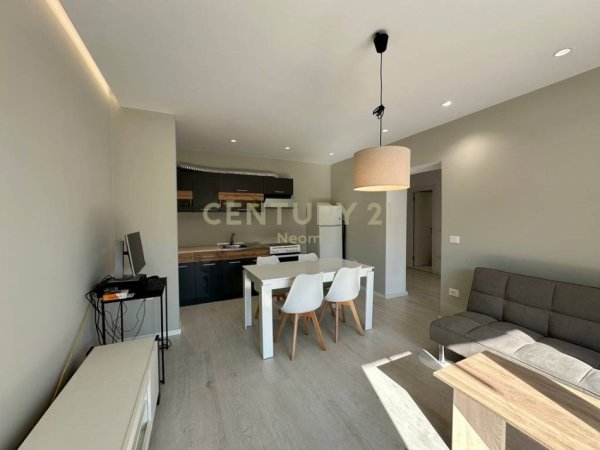 Tirane, shitet apartament 1+1 Kati 2, 70 m² 165.000 € (PRANE QENDRES SE TIRANES)