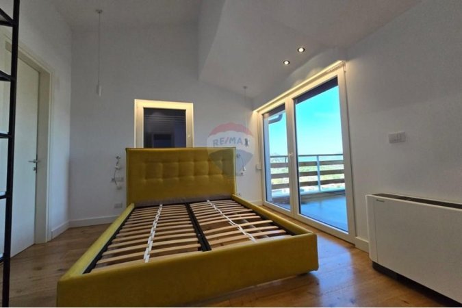 Tirane, jepet me qera Vile 3+1+Ballkon , 546 m² 3.000 € 