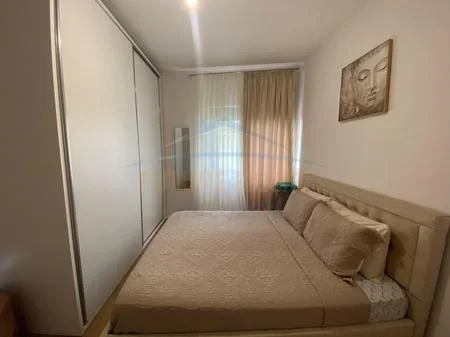 Tirane, shitet apartament 1+1 Kati 1, 50 m² 97.000 € (Fresku)