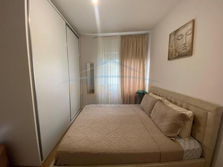 Tirane, shitet apartament 1+1 Kati 1, 50 m² 97.000 € (Fresku)