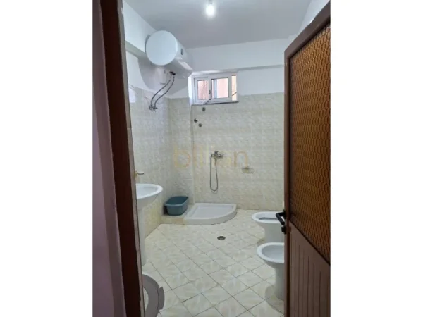 Sarande, shitet 2+1+Ballkon , 153 m² 180.000 € (lagjia nr 5)