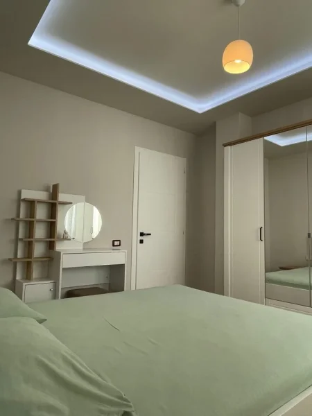 Tirane, jepet me qera apartament 2+1 Kati 10, 850 € 