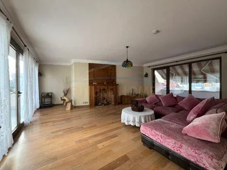 Tirane, shitet Vile Kati 0, 900 m² 