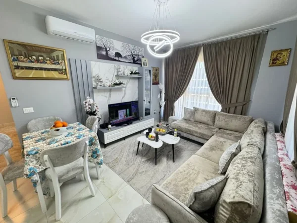 Tirane, shitet apartament 1+1 Kati 7, 70 m² 135.000 € 