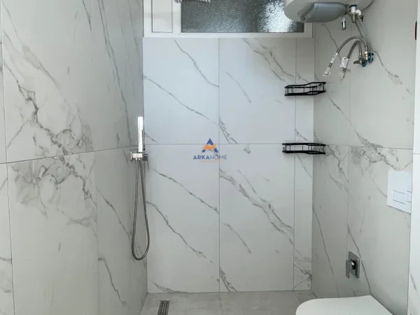 Tirane, shitet apartament+verande | Penthouse 2+1 Kati 11, 100 m² 258.000 € (PERBALLE DELIORGJIT)