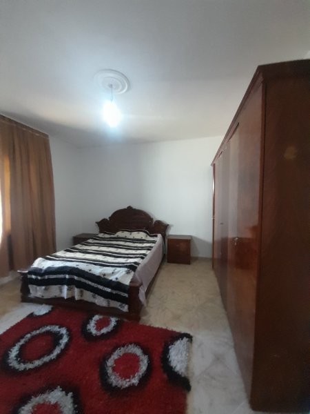 Tirane, jepet me qera Vile 2+1 Kati 1, 95 m² 450 € (Allias)