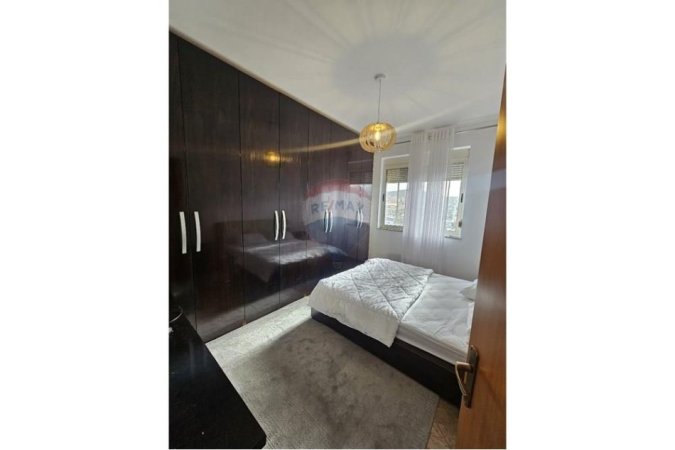 Tirane, jepet me qera apartament 2+1+Ballkon , 110 m² 600 € (Teodor Keko)