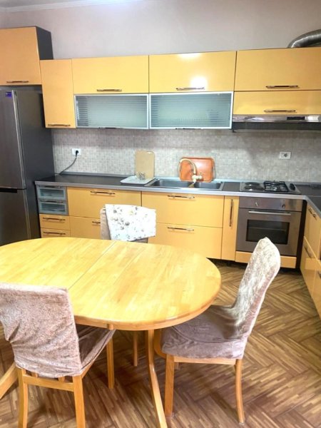 JEPET ME QERA APARTAMENT 2+1 NE ALI DEM TEK TREGU ELEKTRIK , 4 VETA 500 €uro