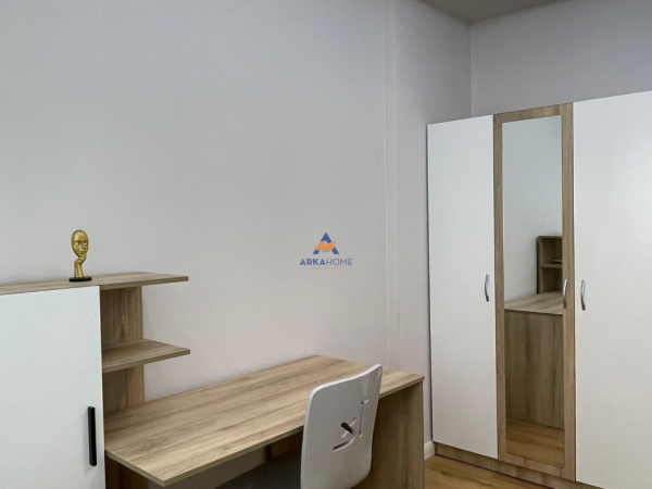 Tirane, jepet me qera apartament 2+1 , 100 m² 850 € (• PERBALLE DELIORGJIT)