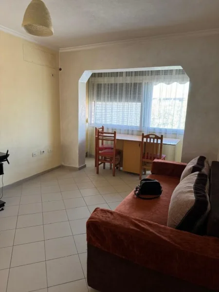 Tirane, shitet apartament 1+1 Kati 3, 53 m² 105.000 € 