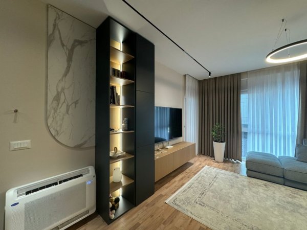 Tirane, shitet apartament 1+1 , 74 m² (5 maji)