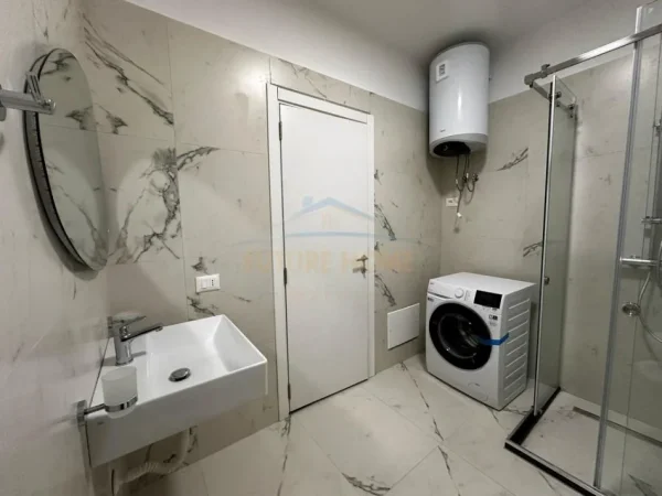 Tirane, jepet me qera apartament 2+1 Kati 3, 117 m² 1.500 € 